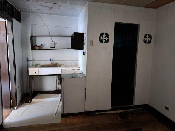 Income-Generating Compound Property With Tenant In Potrero, Malabon City