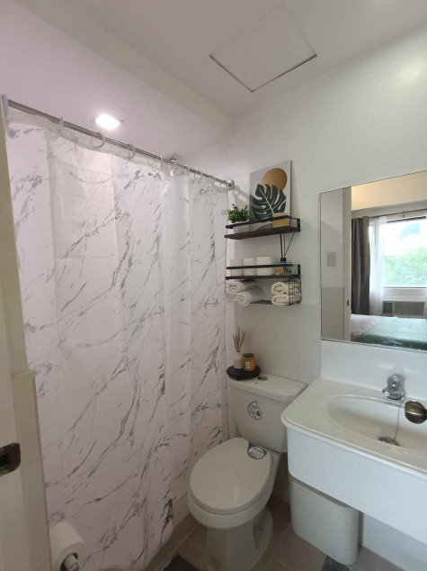 For Lease One Bedroom In Forbeswood Heights, Taguig City