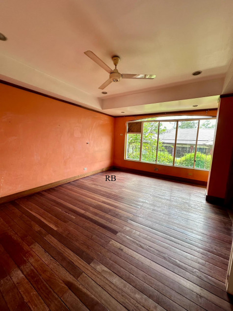 House for Sale in Loyola Grand Villas, Quezon City