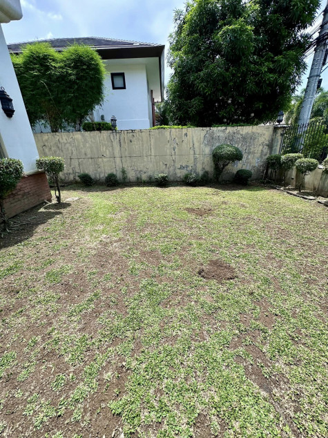 House for Sale in Loyola Grand Villas, Quezon City