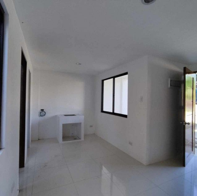 2 Bedroom Townhouse And Lot In La Bellezah Homes Cebu City