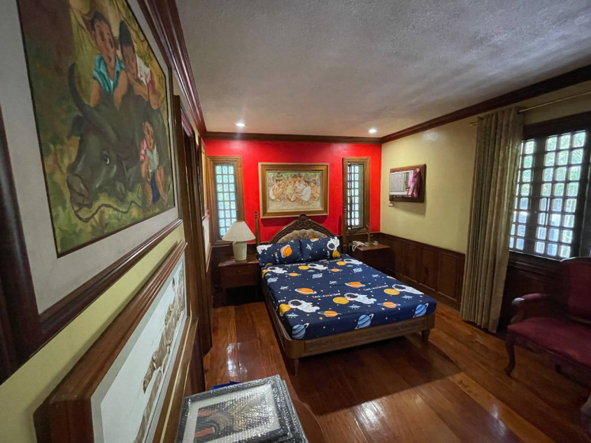 House And Lot In Loyola Grand Villas - 1,150 sqm Lot