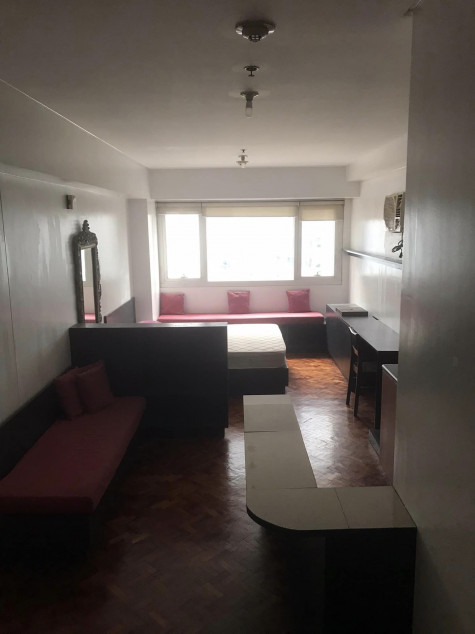 Clean Title RFO Studio Unit For Sale At The Columns Ayala Makati