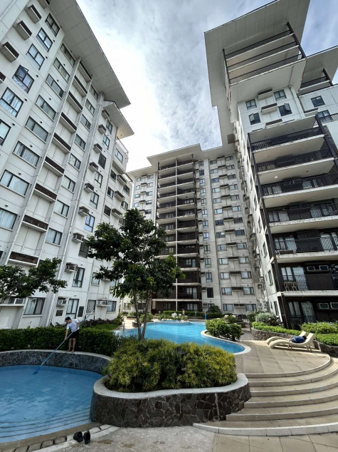 For Sale 1 Bedroom Condominium With Parking In Serin West Tagaytay