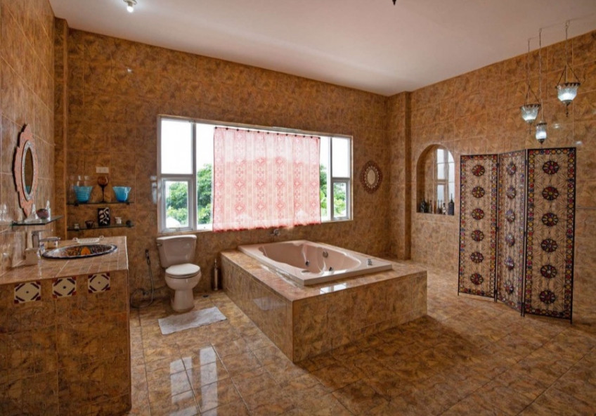 For Sale Mansion House In Tagaytay