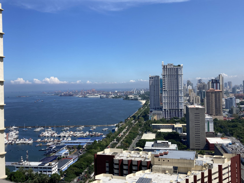 For Sale 3 Bedroom Unit With Ocean View In The Radiance Manila Bay