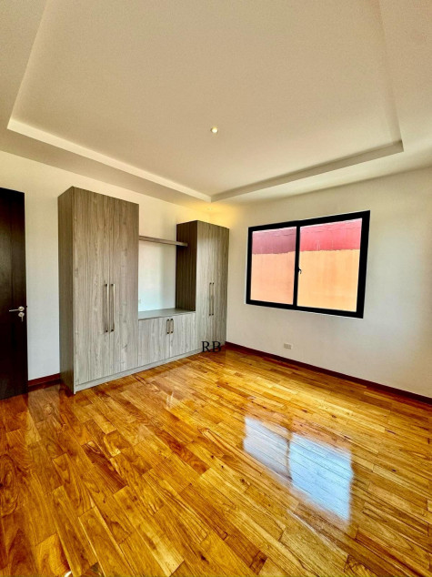 For Sale: Brand New 5-Bedroom Modern House At Bayanihan Village, BF Homes, Parañaque