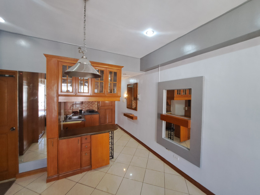 Studio Unit In Paseo Parkview - Heart Of Makati CBD