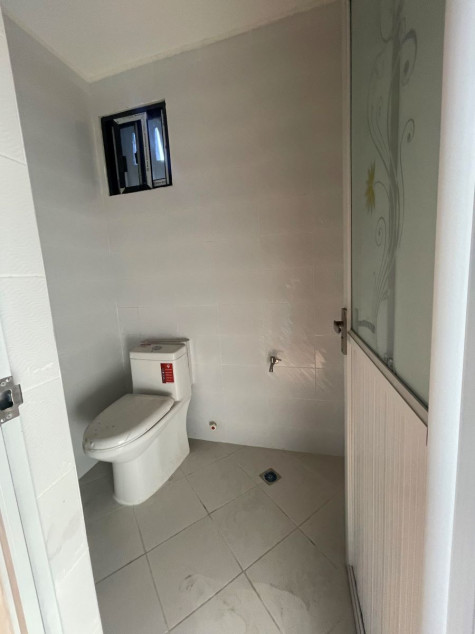 For Sale: 1-Bedroom Condo With Parking Slot In Grand Eastwood Palazzo, Bagumbayan, Quezon City