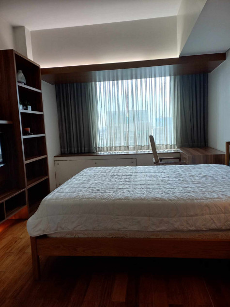 For Sale 1 Bedroom Unit At St. Francis Shangri- La Place Ortigas Center