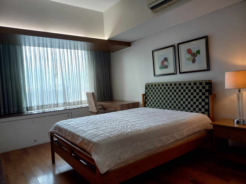 For Sale 1 Bedroom Unit At St. Francis Shangri- La Place Ortigas Center