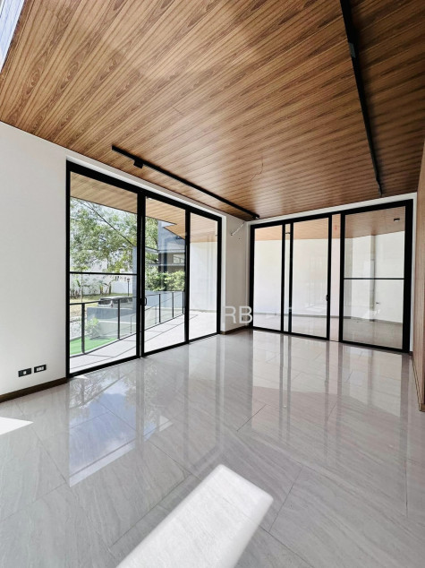 For Sale: Luxurious Brand New Corner House in McKinley Hill Village, BGC, Taguig City – DM for Price