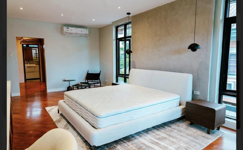 For Sale: Modern 5-Bedroom House at Capitol Homes, Quezon City