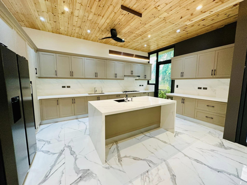 Exquisite Brand-New 2-Storey House with Basement for Sale in Don Antonio Royale