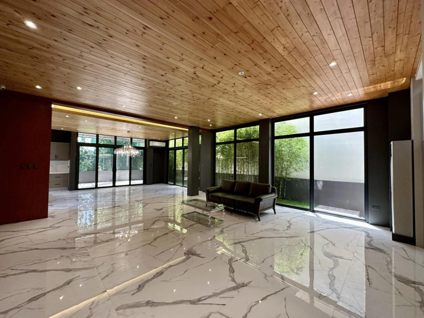 Exquisite Brand-New 2-Storey House with Basement for Sale in Don Antonio Royale