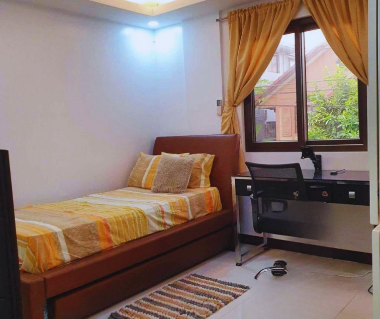 House And Lot For Sale In Multinational Village Parañaque City