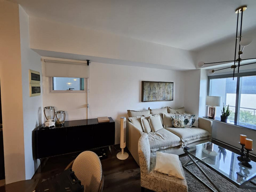 1 Bedroom With Balcony & Parking For Lease Or For Sale At Parkway Place Alabang Muntinlupa