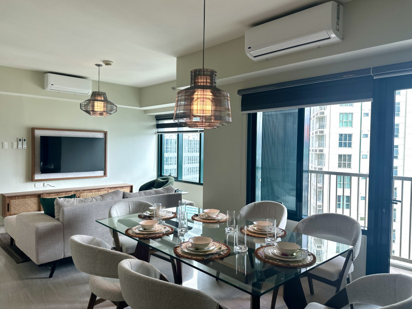 For Lease 2 Bedroom Unit At One Rockwell East Tower Makati