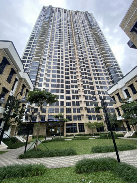 RFO Clean Title Studio Unit For Sale At The Travertine Portico Alveo Pasig