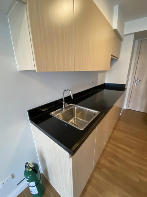 RFO Clean Title Studio Unit For Sale At The Travertine Portico Alveo Pasig