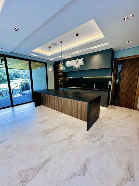 Brand New Luxurious 6-Bedroom House for Sale in Ayala Westgrove Heights