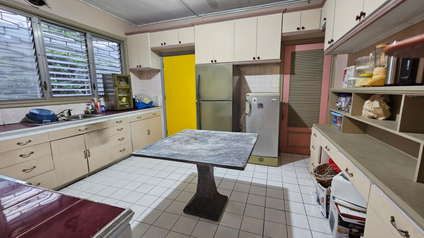 Spacious 4BR House And Lot For Sale In Magallanes Village, Makati City – Prime Location!