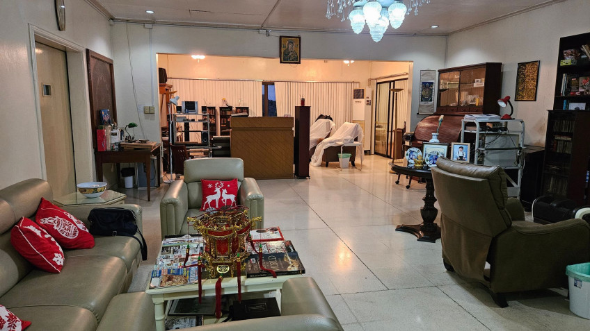 Spacious 4BR House And Lot For Sale In Magallanes Village, Makati City – Prime Location!