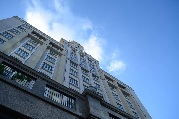 For Sale Studio Condo With Parking In Front Of NAIA Terminal 3, Pasay