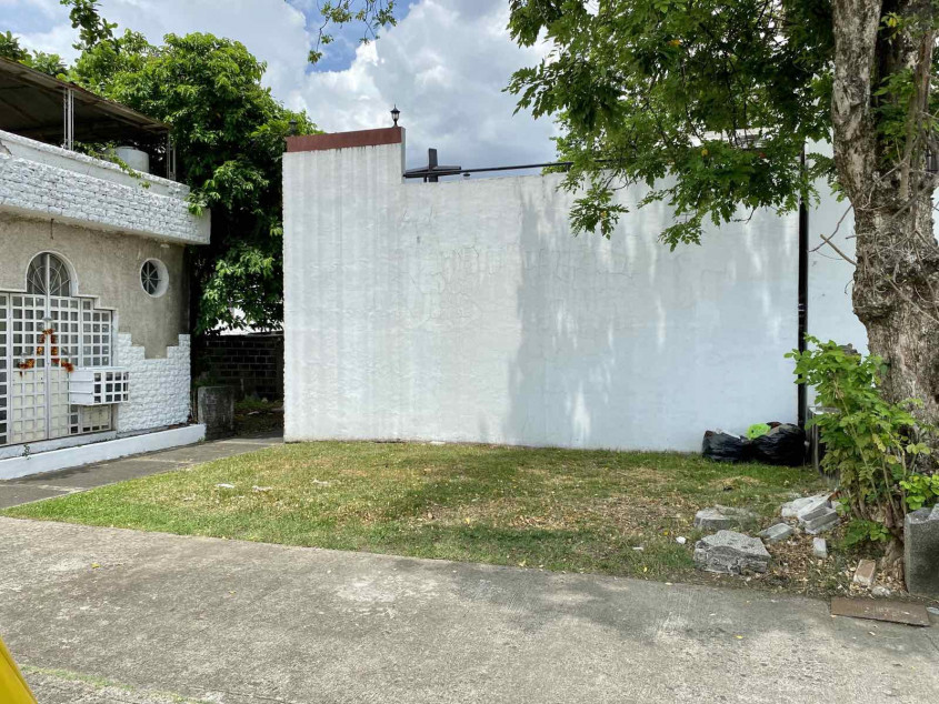 Himlayang Pilipino Memorial Prime Lot For Sale In Quezon City