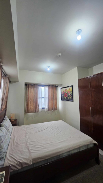 For Sale 2 Bedroom Unit With Parking In Taft East Gate Cebu