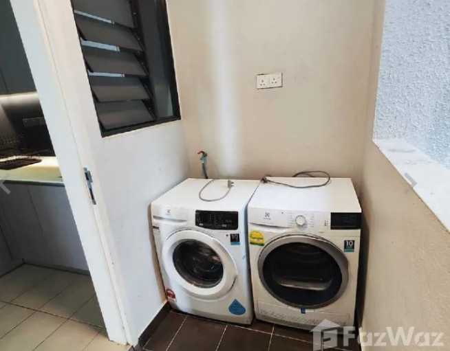 For Rent Fully Furnished Studio Unit