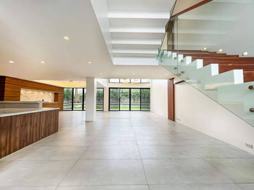 Brand New House In White Plains Village, Quezon City