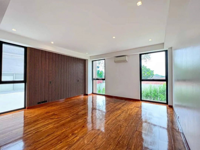 Brand New House In White Plains Village, Quezon City