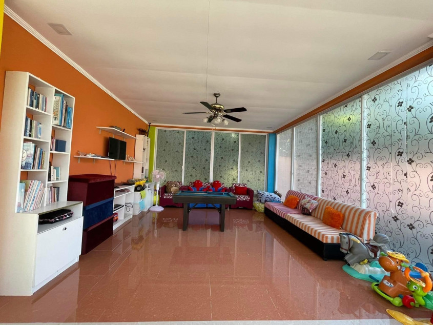 For Sale Farm House With With Swimming Pool In Palayan, Nueva Ecija