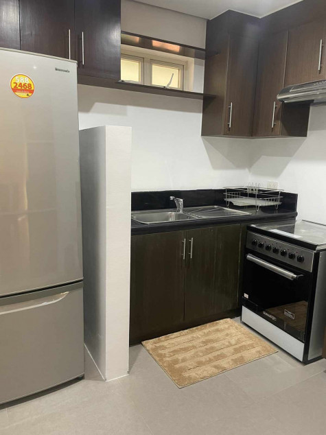 Fully Furnished 1-Bedroom Loft Condo with Parking Space in Taguig