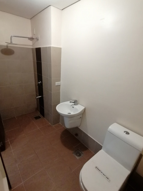 For Sale 1 Bedroom Condo Ready For Occupancy In Cardinal Rosales Ave. Near Ayala Mall