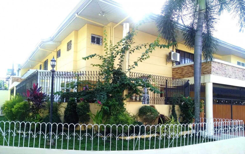 Multi-Family 12 Bedroom House & Lot For Sale In North Fairview, Quezon City