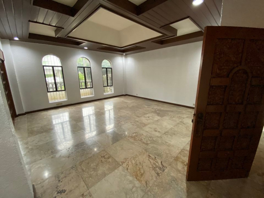 4 Bedroom House & Lot For Sale In Valle Verde 2, Pasig City