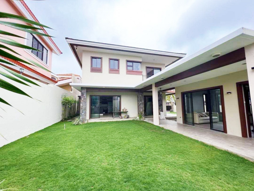 House & Lot For Rent - Vista Grande Subdivision, Talisay City, Cebu
