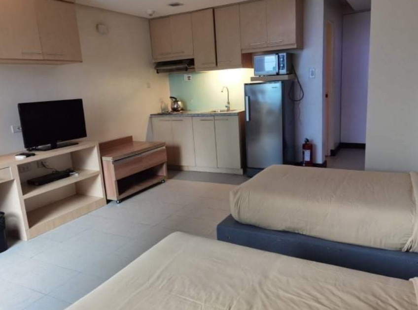 Furnished Unit With 2 Single Beds For Rent/Sale In BSA Twin Towers, Mandaluyong City