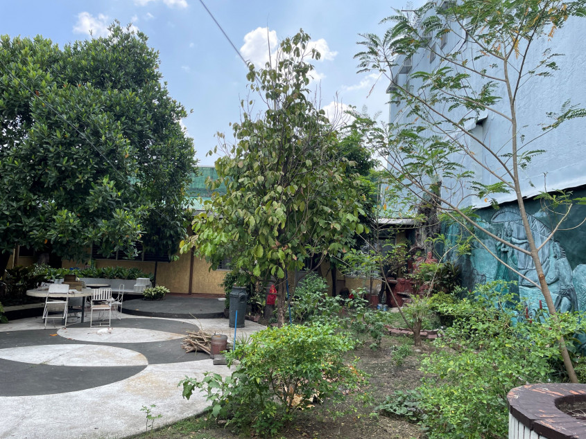 992 SQM House And Lot For Sale On 14th Street, New Manila, Quezon City | Prime Residential Property