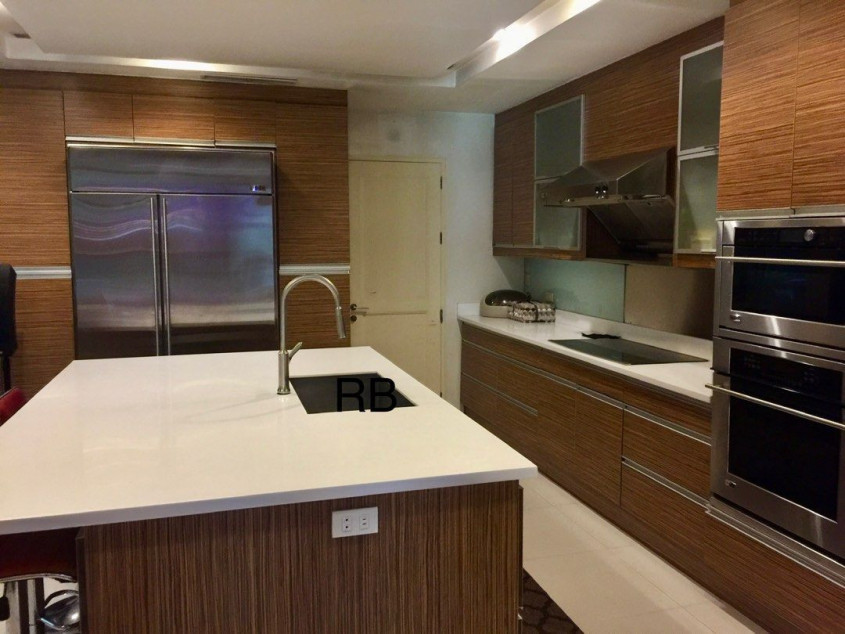 For Sale Modern House in Greenmeadows, Quezon City