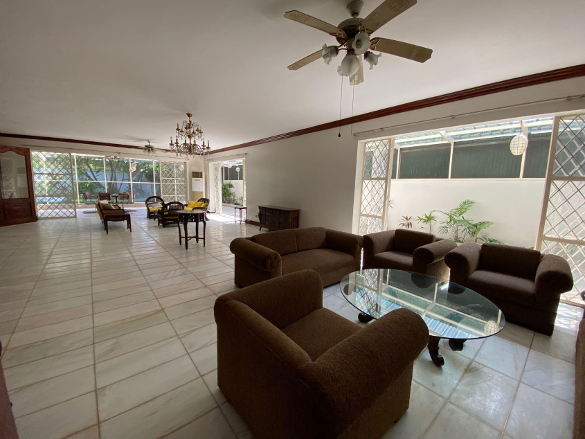 For Sale 4 Bedroom House in Greenmeadows, Quezon City