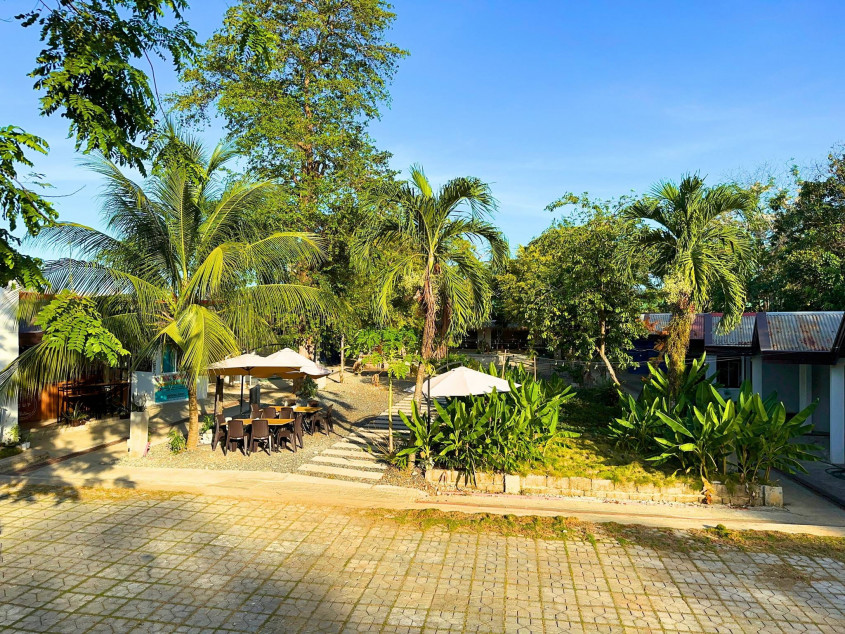 PROPERTY # 11456 For Rent: Commercial Space in Puerto Princesa