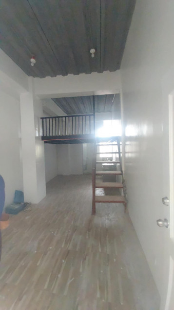 PROPERTY # 11444 For Rent: Loft-Type Apartment in Basak, Mandaue