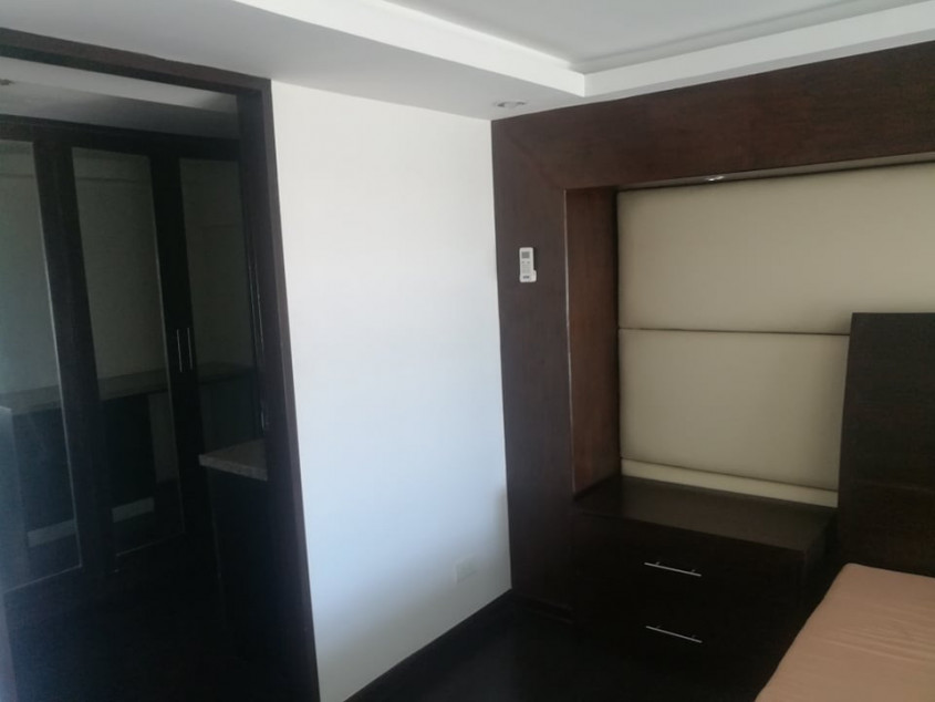 PROPERTY # 3033 - 1BR Semi-Furnished Condo in Club Ultima Tower 3, Jones, Cebu City