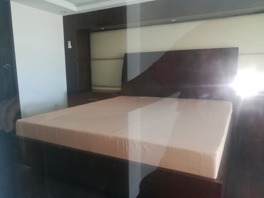 PROPERTY # 3033 - 1BR Semi-Furnished Condo in Club Ultima Tower 3, Jones, Cebu City