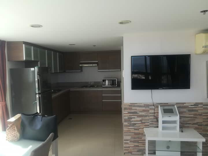 PROPERTY # 3034- Loft-Type 2BR Semi-Furnished Condo in Club Ultima Tower, Jones, Cebu City