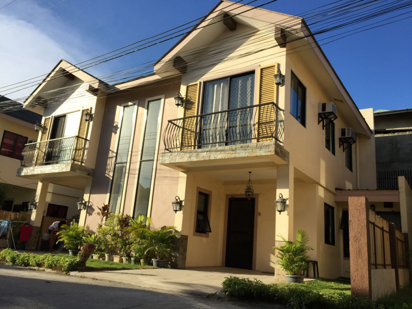 PROPERTY # 11420 For Rent Furnished 3-Bedroom House in Dreamhomes Executive Village, Mandaue City
