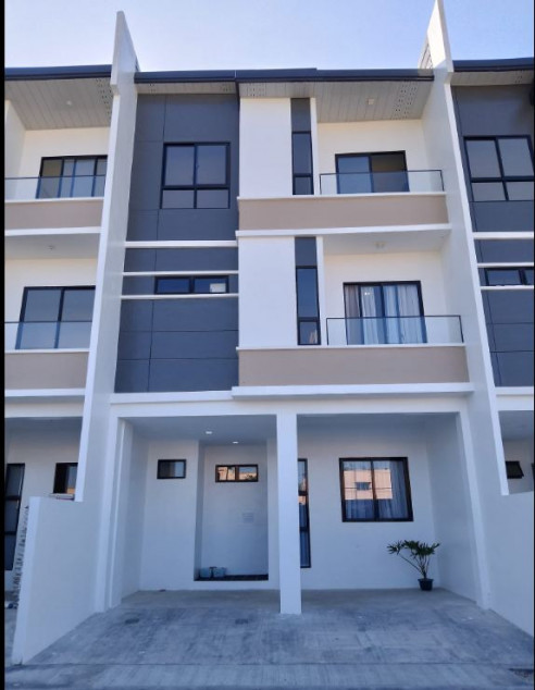 CODE#5A For Sale House in Acropolis Residences, Talamban, Cebu City